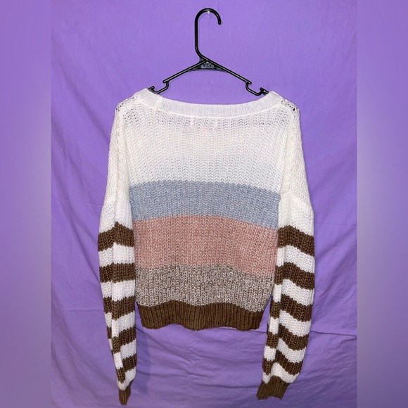 Multicolor Cropped Sweater - Picture 6 of 6